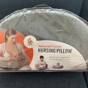 Ergo baby nursing pillow